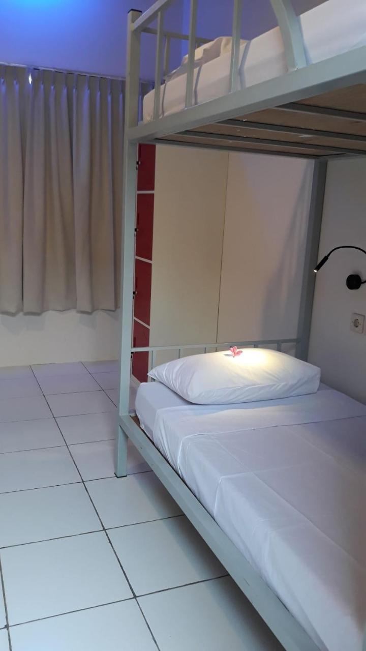 Bujang Lapuk Hostel سيكوتونغ المظهر الخارجي الصورة